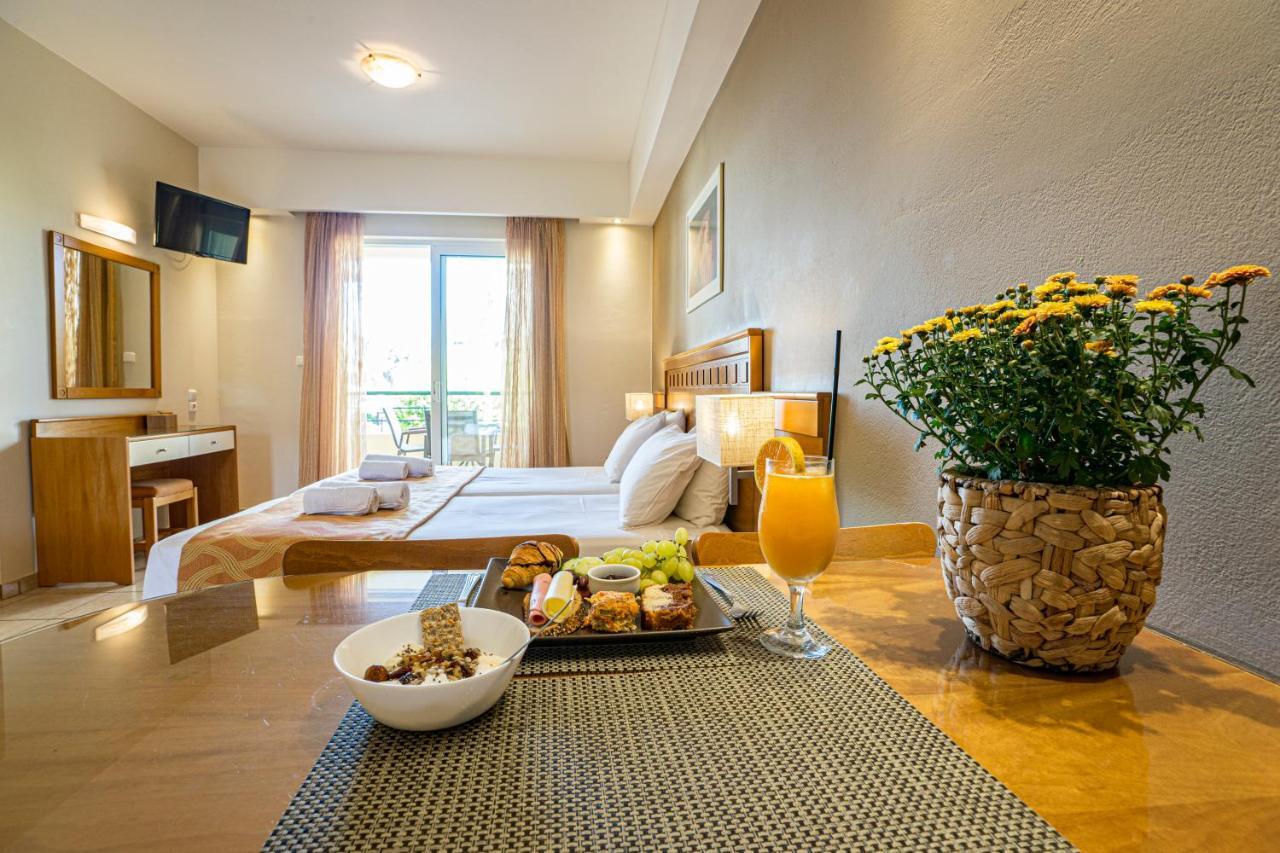 Helios Apartments คาโตดารัตโซ ภายนอก รูปภาพ
